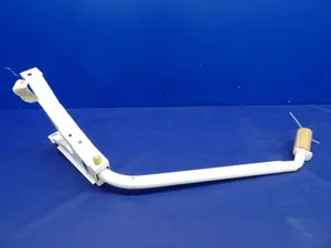 Cirrus SR20 / SR22 Nose Landing Gear Strut P/N 18101-004 NOS (0426-2004)